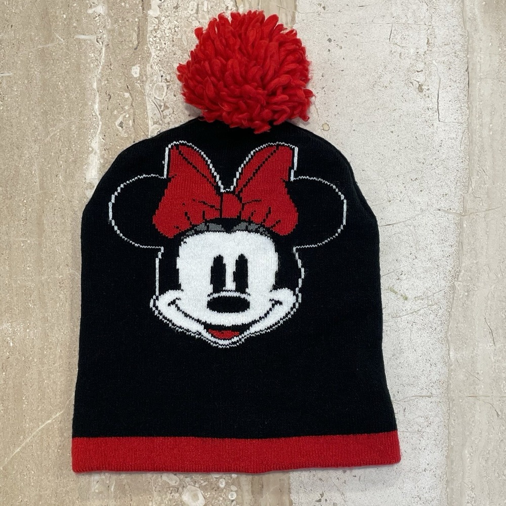 Disney Minnie Mouse Cuff Beanie Hat Black Red Pom Snowflakes Holiday Christmas‎